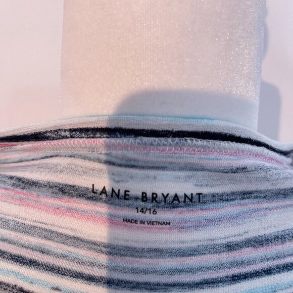 Lane Bryant V-Neck Striped Butterfly Sleeve Shirt size 14/16 - Picture 6 of 6